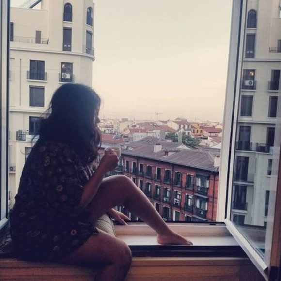 Meet your Posher, Farha - Picture 1 of 1